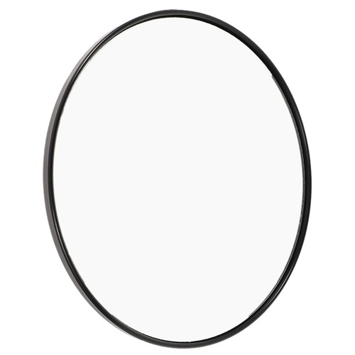 Daily use makeup - use,